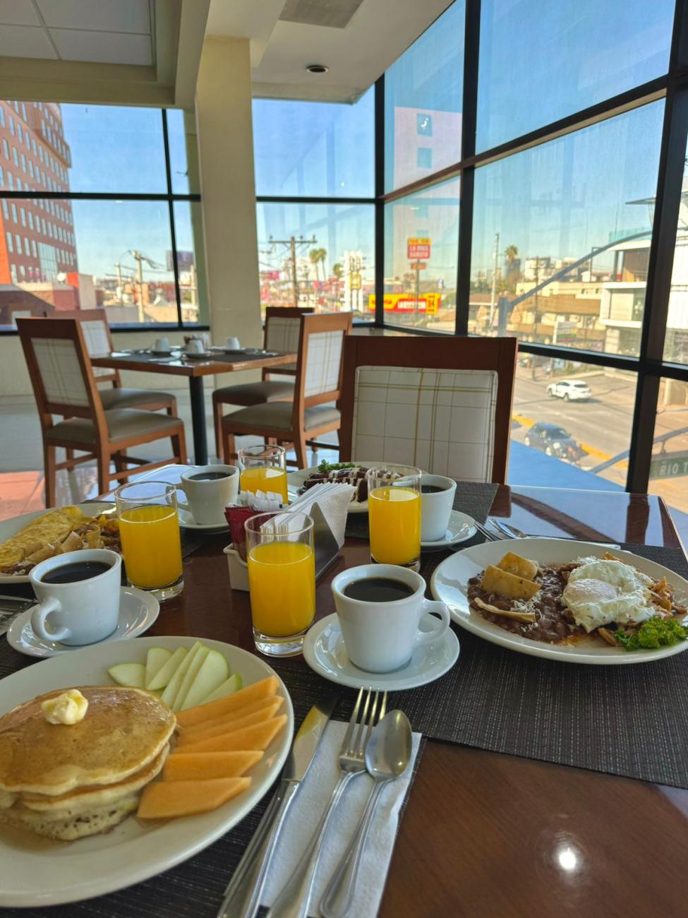 Sunio City Desayuno