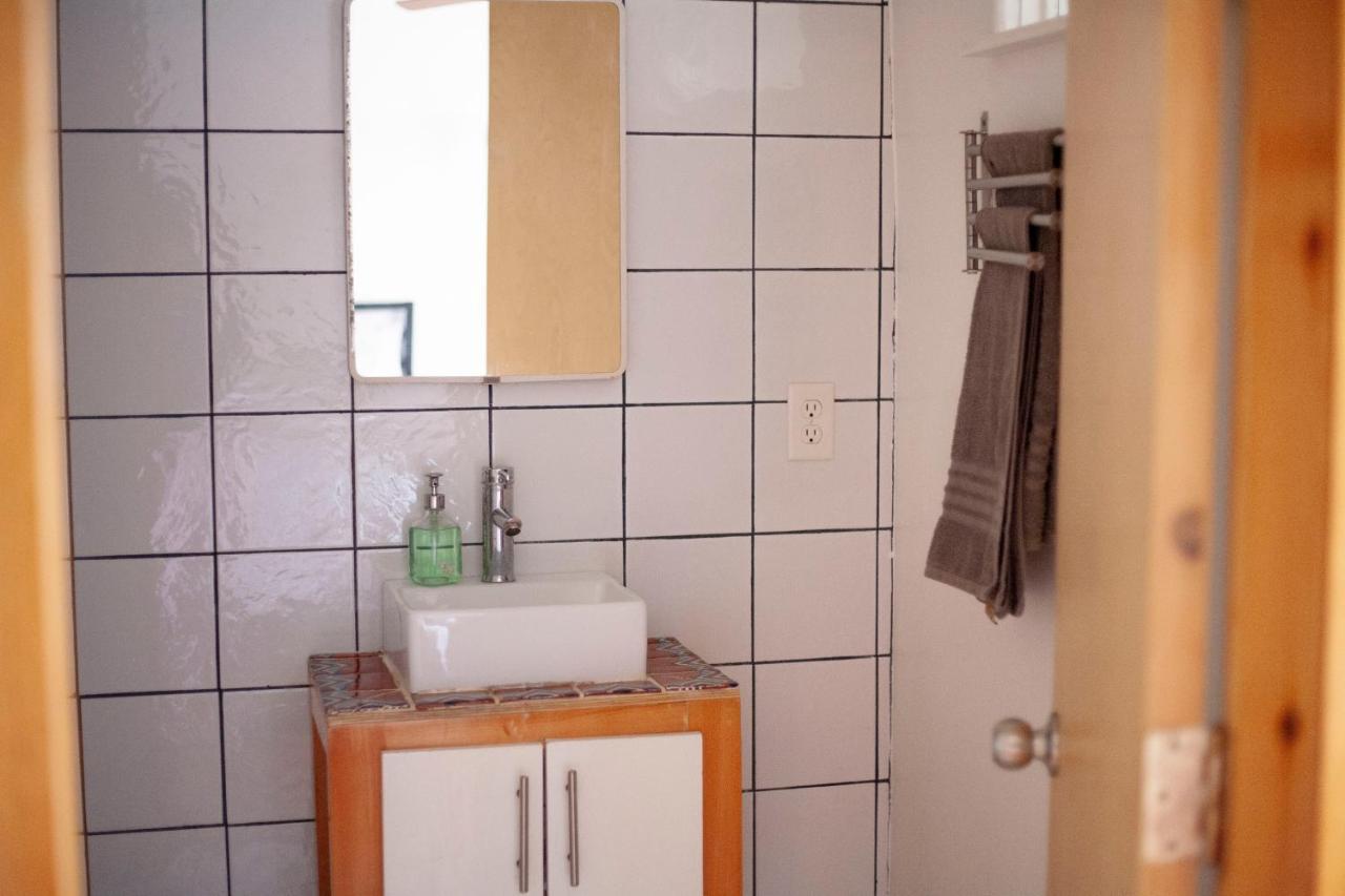 Coyote wc