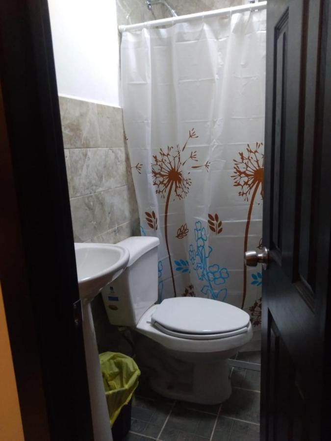 Velasco wc