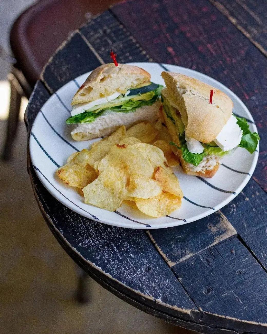 Container sandwich
