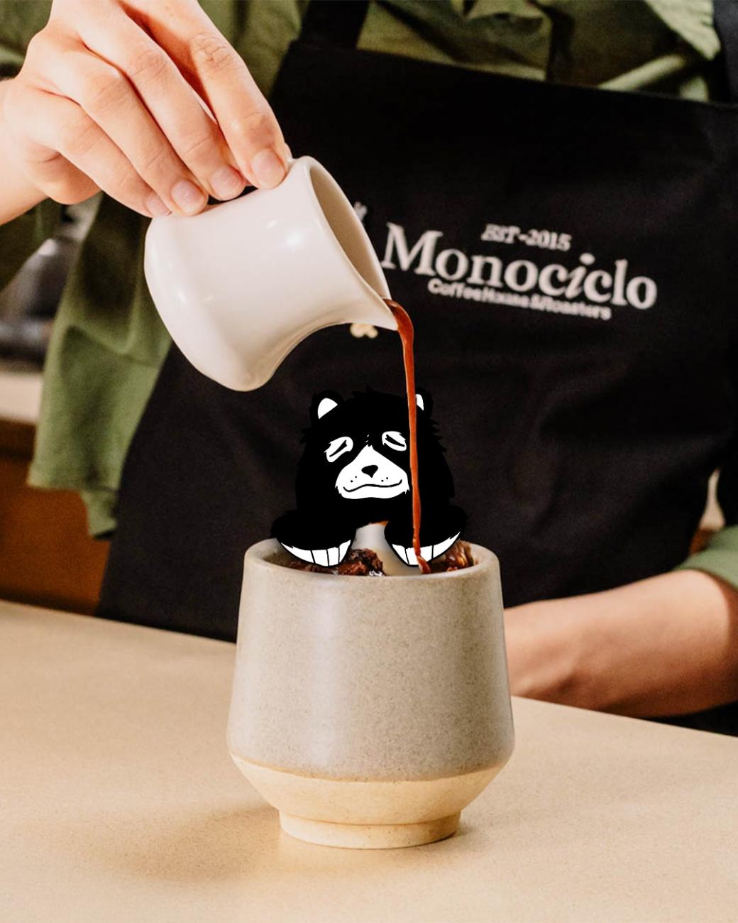 Monopour