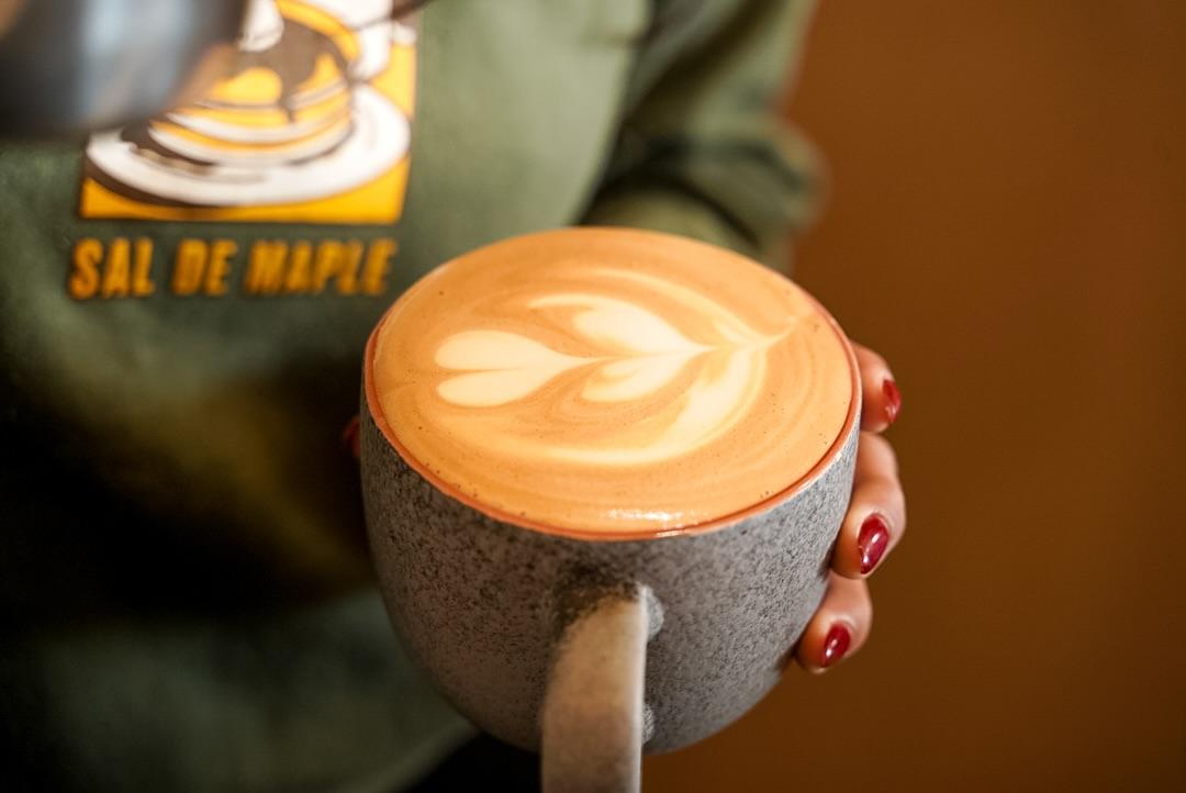 Maple cafe