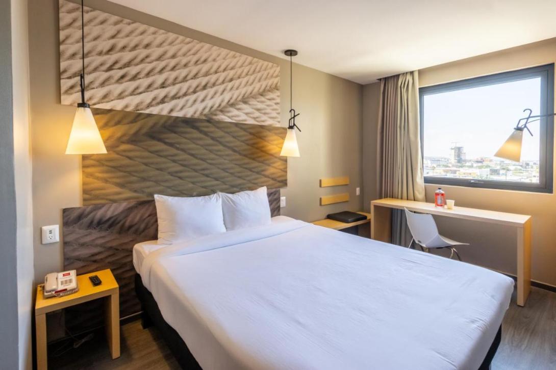 Ibis room