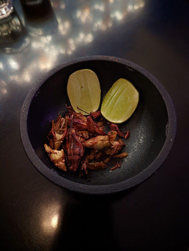 Mezcalera chapulines